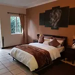 Afari Guest Lodge